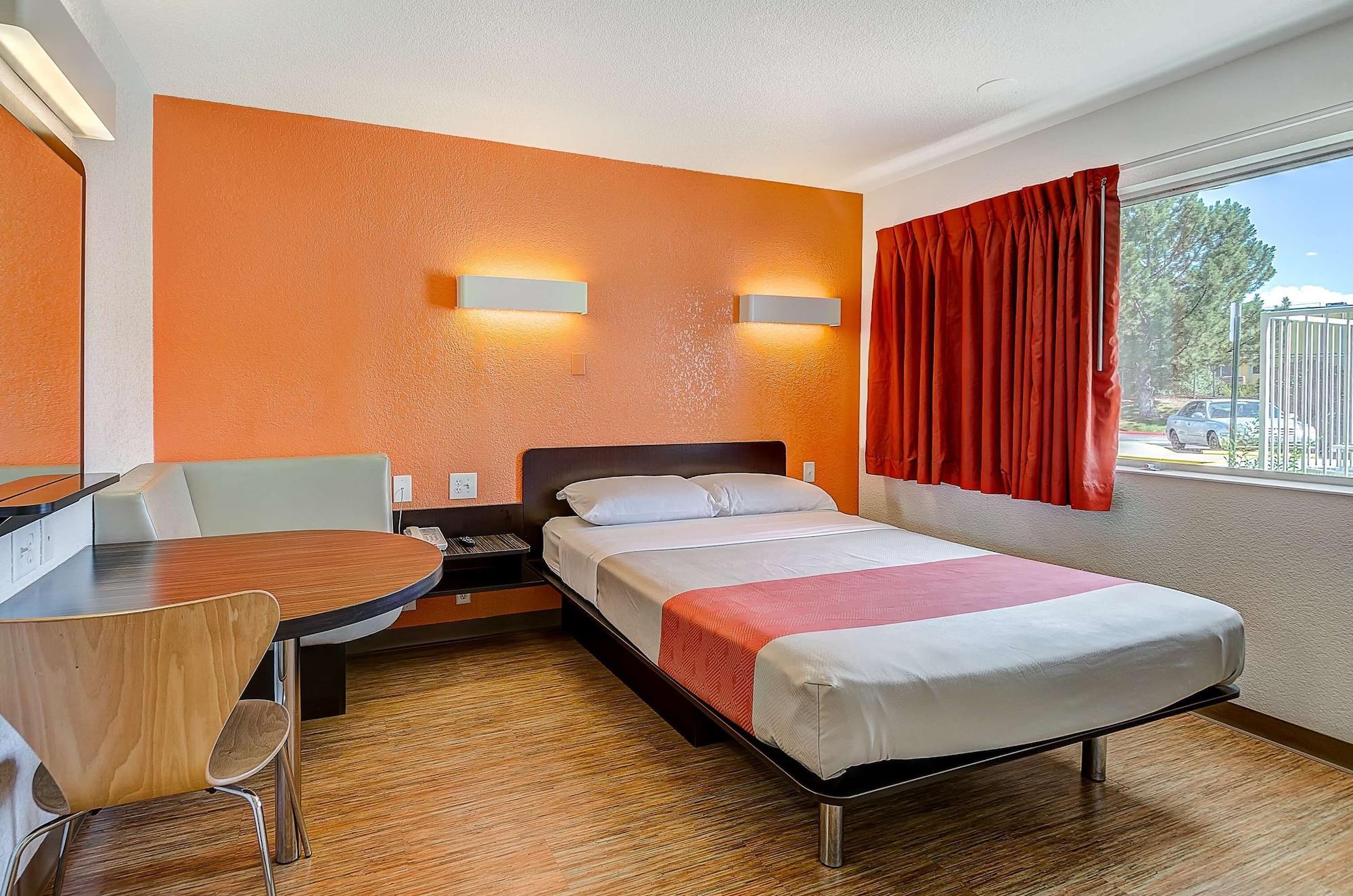 Park Inn By Radisson, Thornton Εξωτερικό φωτογραφία