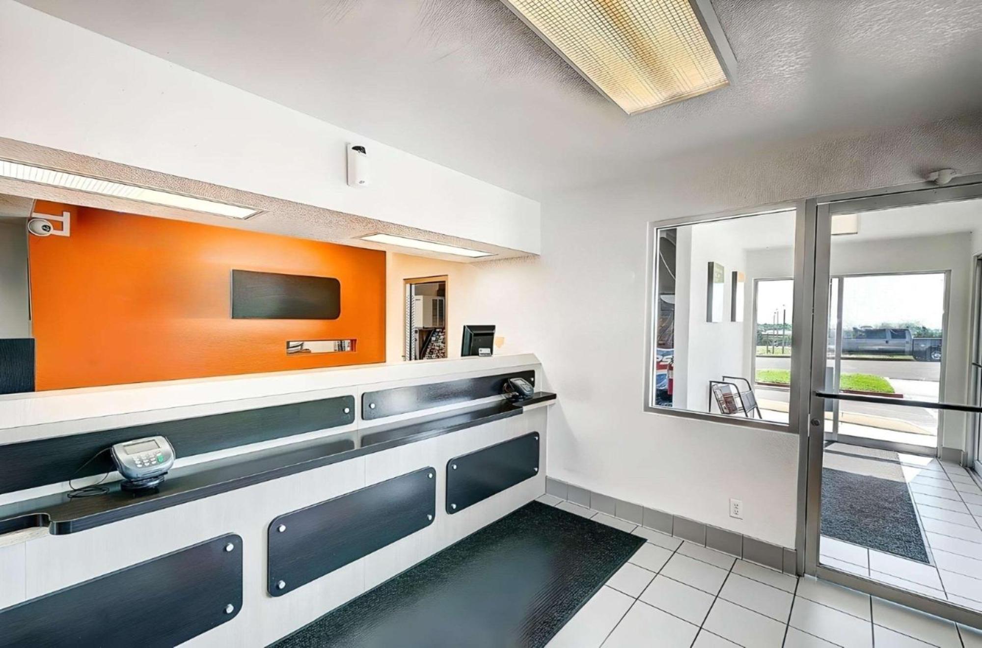 Park Inn By Radisson, Thornton Εξωτερικό φωτογραφία