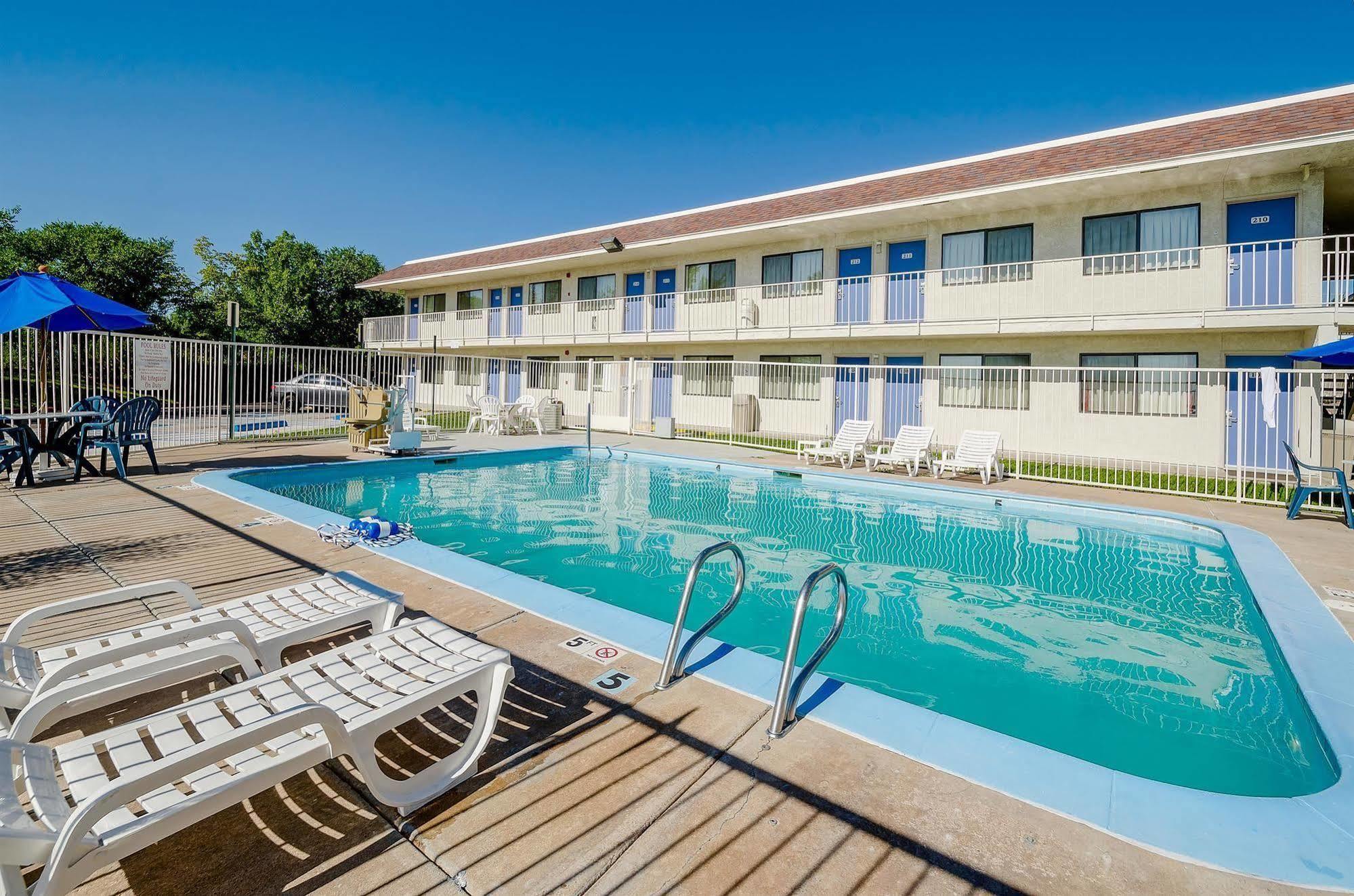 Park Inn By Radisson, Thornton Εξωτερικό φωτογραφία